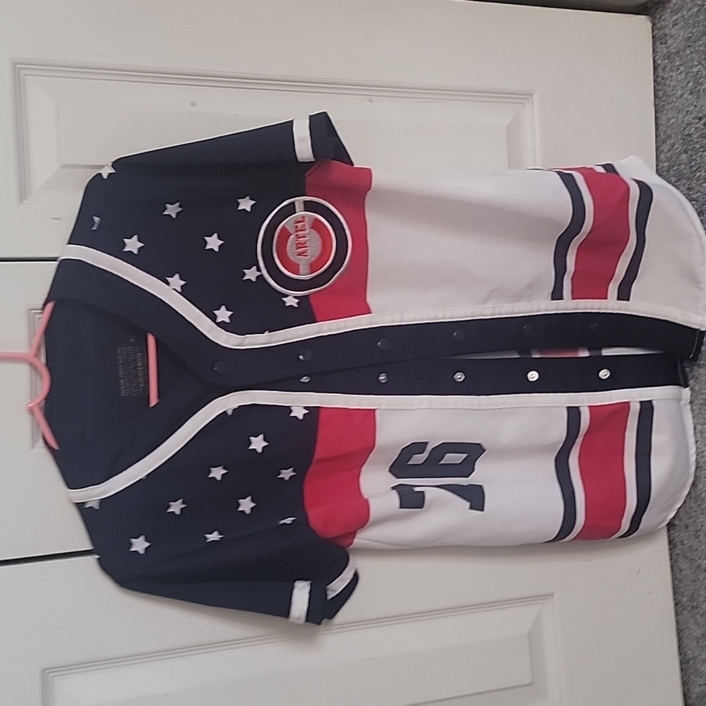 Athletic jersey